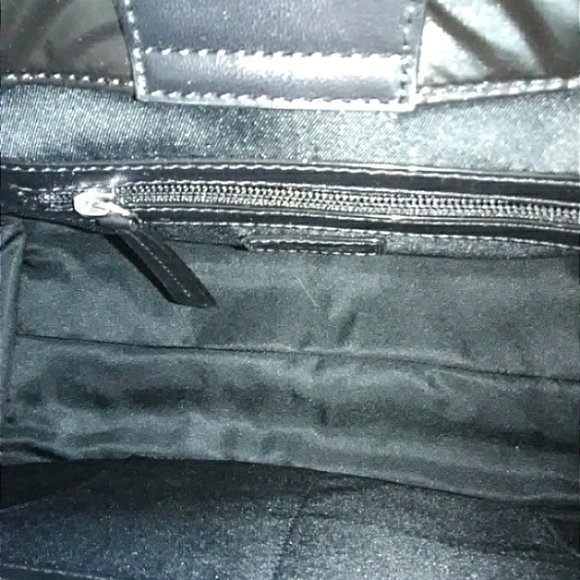 Circus Large Black Tote, Overnighter, New With Tags, Never Used - Picture 4 of 9